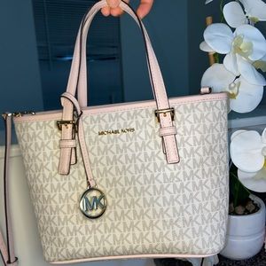 Michael Kors 2 way bag